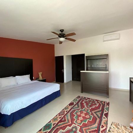 มาราซุล โฮเต็ล บูทิก Hotel แคนคูน ภายนอก รูปภาพ
